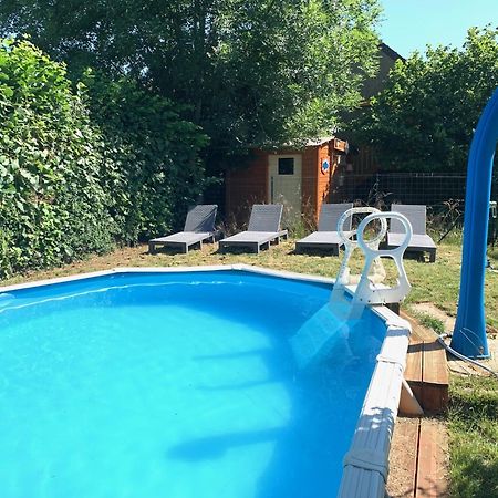 Les Maitres Sonneurs Bed & Breakfast Huriel Bagian luar foto